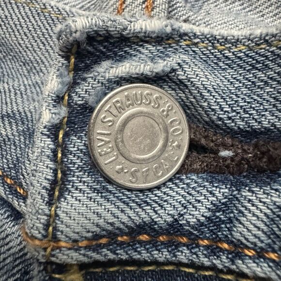 Levis 501 Distressed Mens Button Up Fly Jeans Size 33x34 (Actual 33x32) - Picture 6 of 12